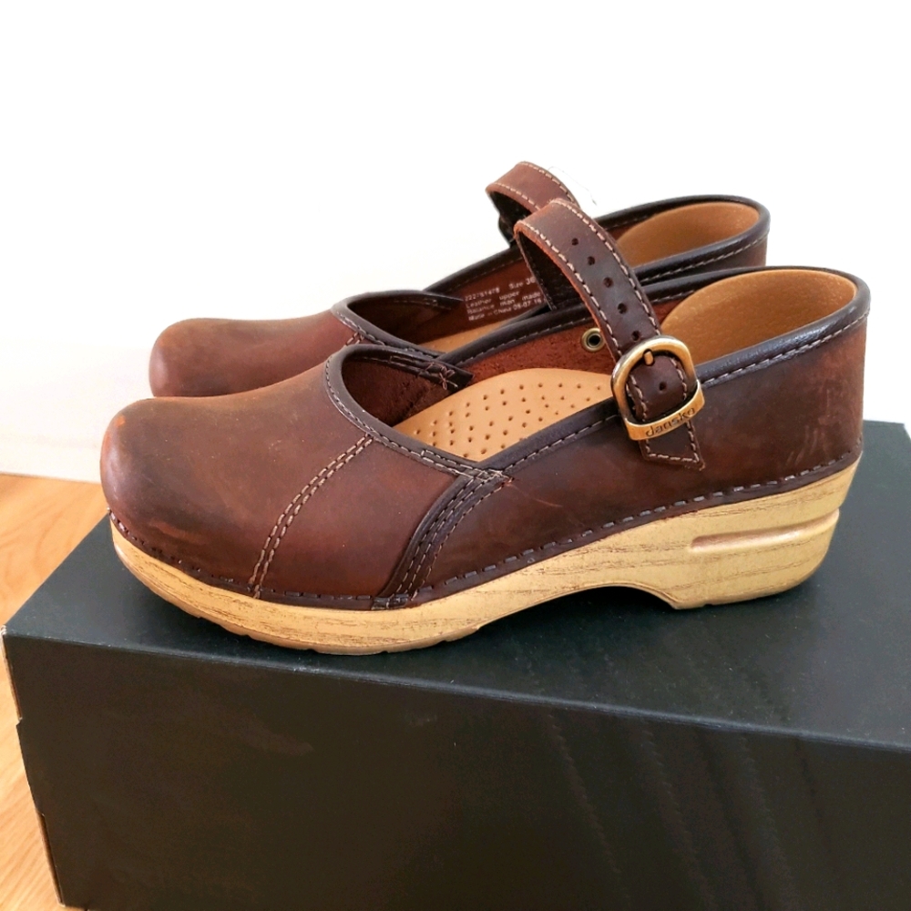 Dansko | Marcelle Mary Jane Clogs Antique Brown